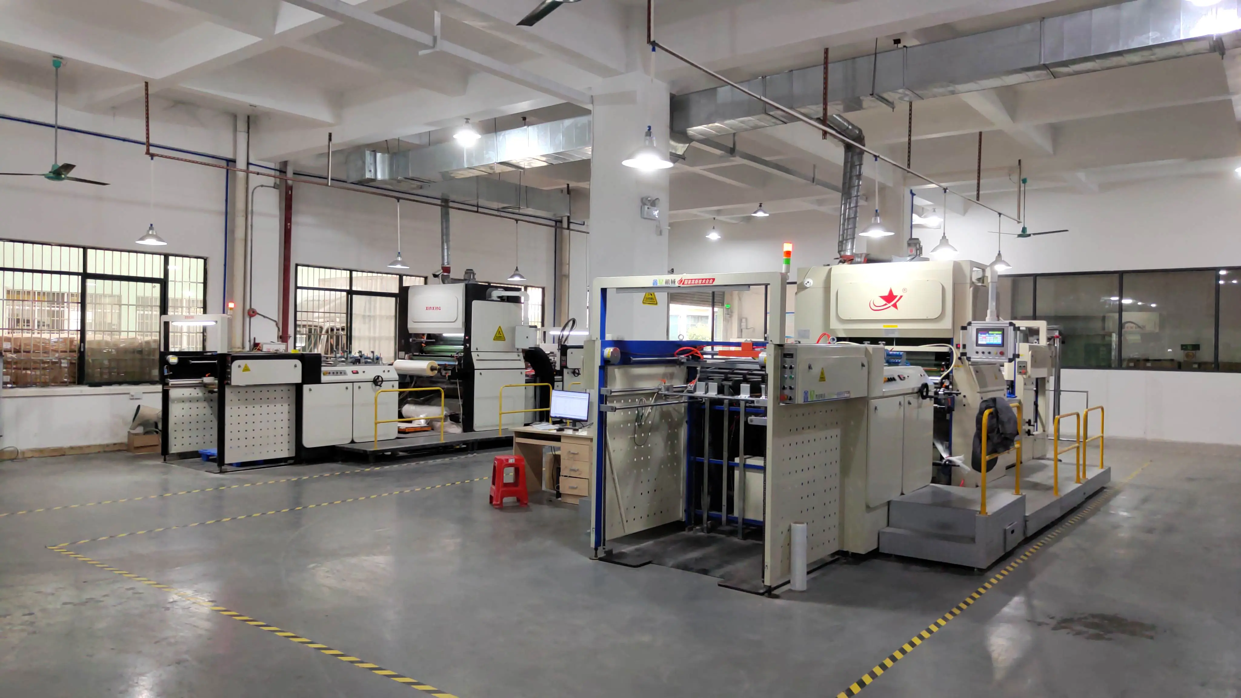 Automatic Box Assembly - Rigid Box Production